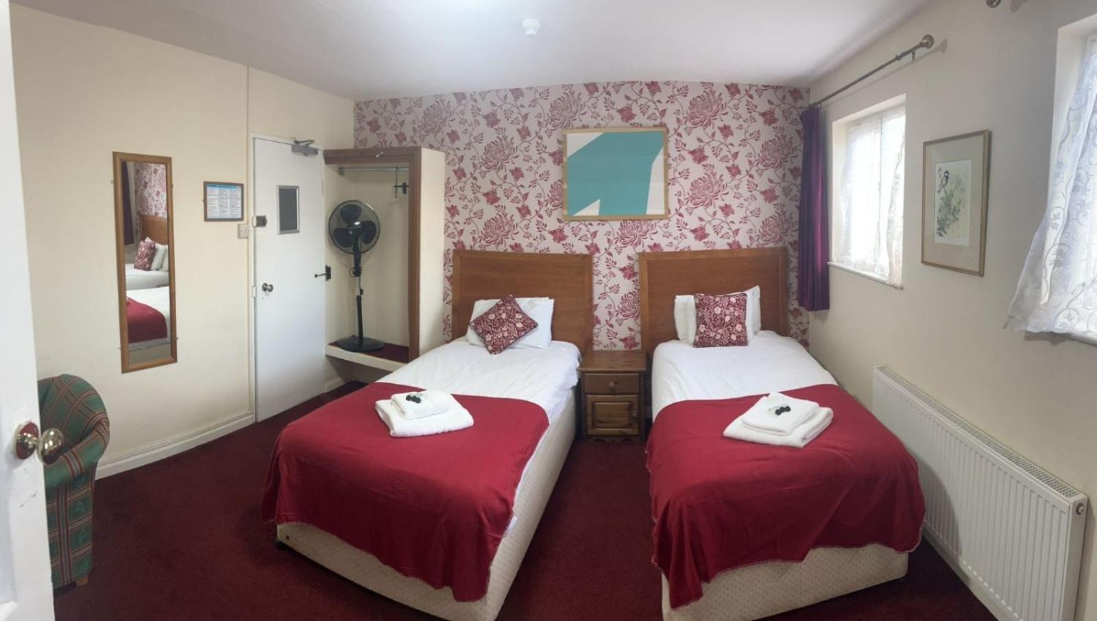 The Rose And Crown Hotel ويزبيتش الغرفة الصورة